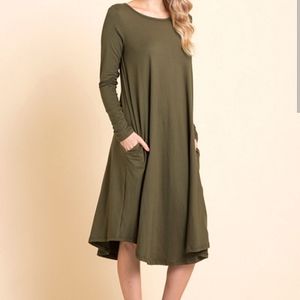 BRAND NEW Buttery Soft Midi WITH POCKETS